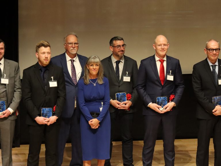 Yanmar’s global 2024 Service Awards for Skandiaverken and Paghini Moreno