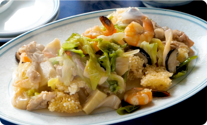 グオパー（什錦鍋巴）の完成写真