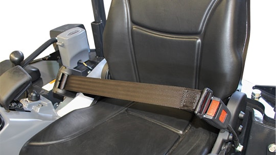 Retractable seatbelt