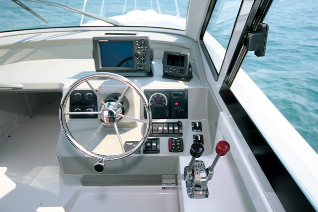 ヘルムステーション