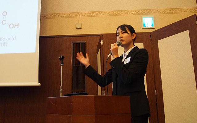 研究発表会の様子