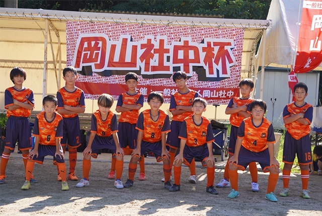 南輝サッカースポーツ少年団 集合写真