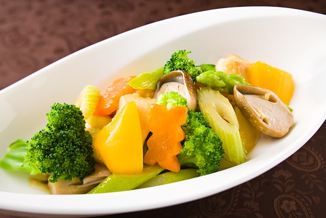 鶏肉と彩野菜のあっさり炒めできあがり2