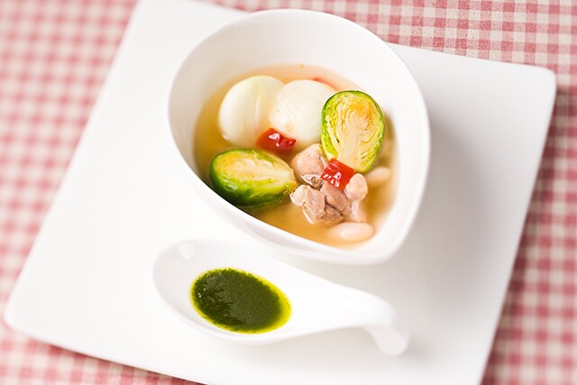 鶏肉と芽キャベツのスープできあがり2