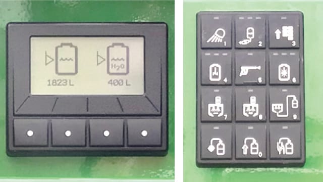 コマンドアーム・多機能レバー・USB充電ソケットの位置が示されたキャビン内の写真