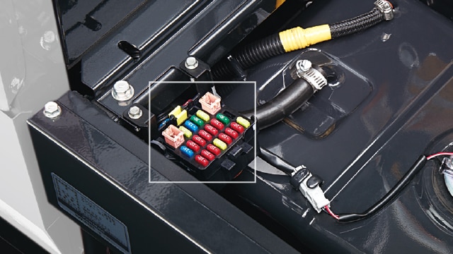 ヒューズボックス