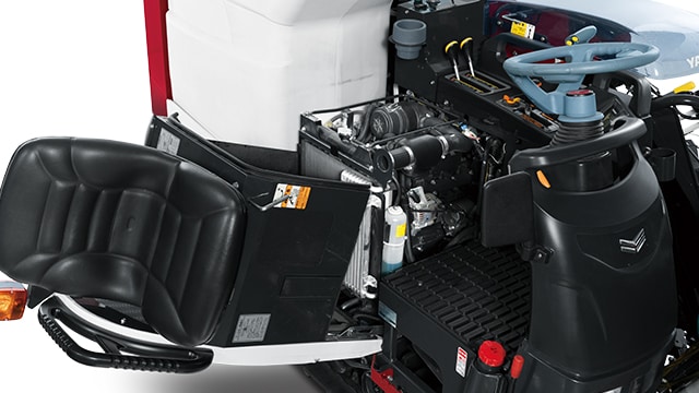 エンジンルームオープン