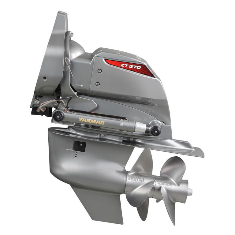 YANMAR Marine ZT370 stern drive