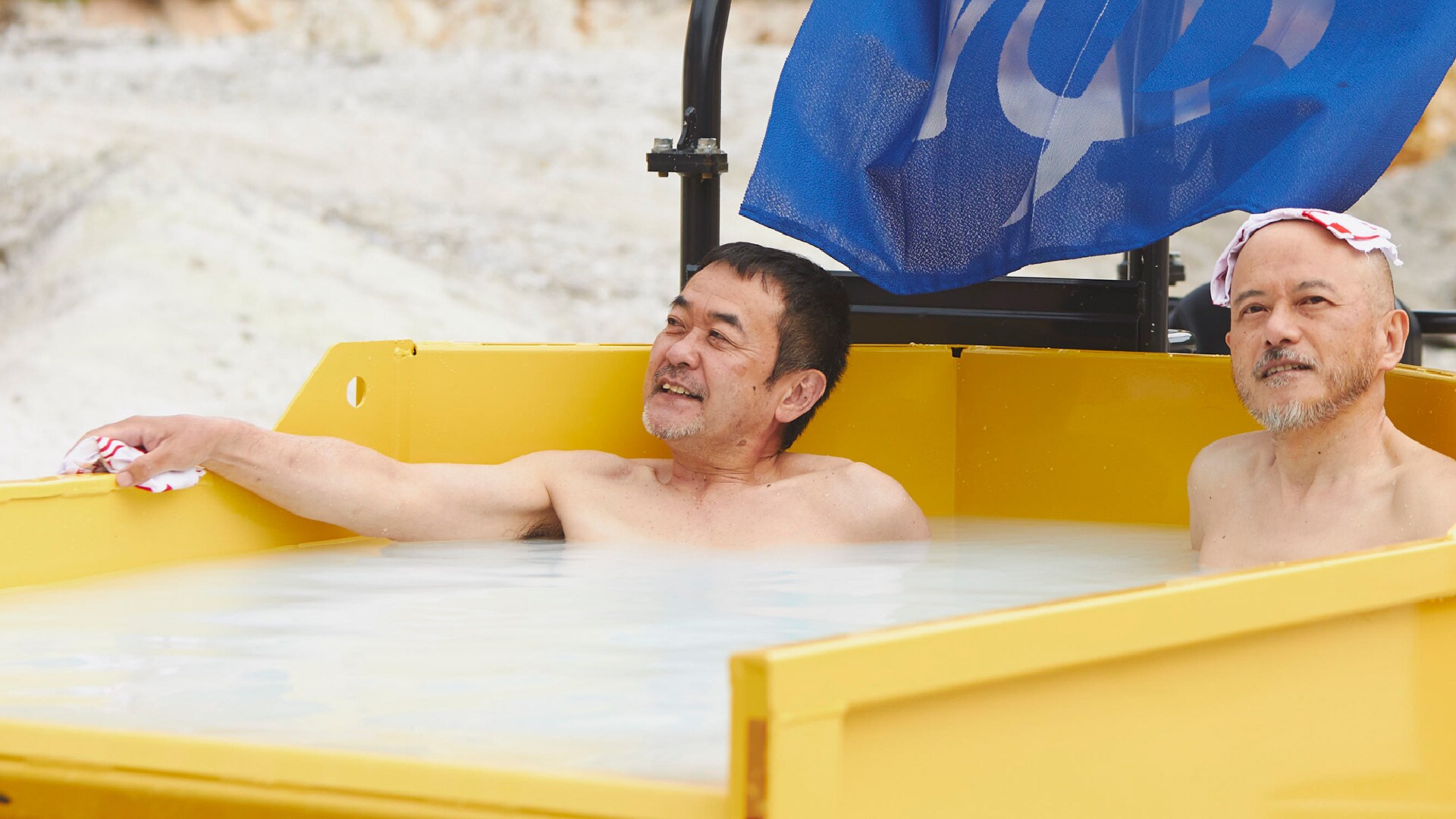 YANMAR TRACKED CARRIER 50th We know the value of your hard work.